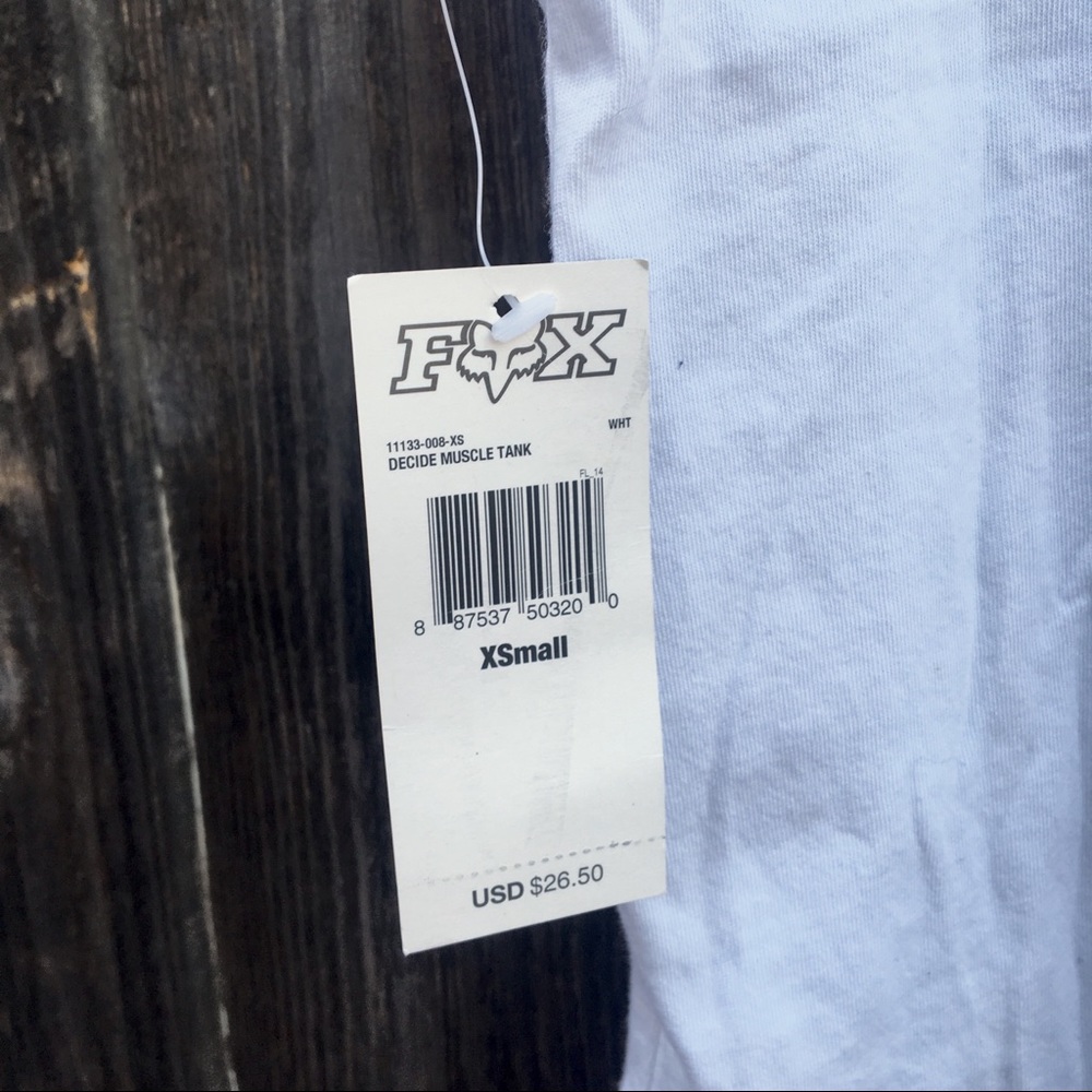 ***SOLD*** Fox White Cut Off Graphic Tank Top - Picture 4 of 4